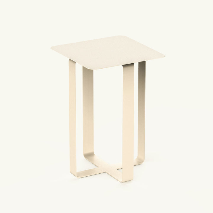 Frame M Metal Sehpa - APM013